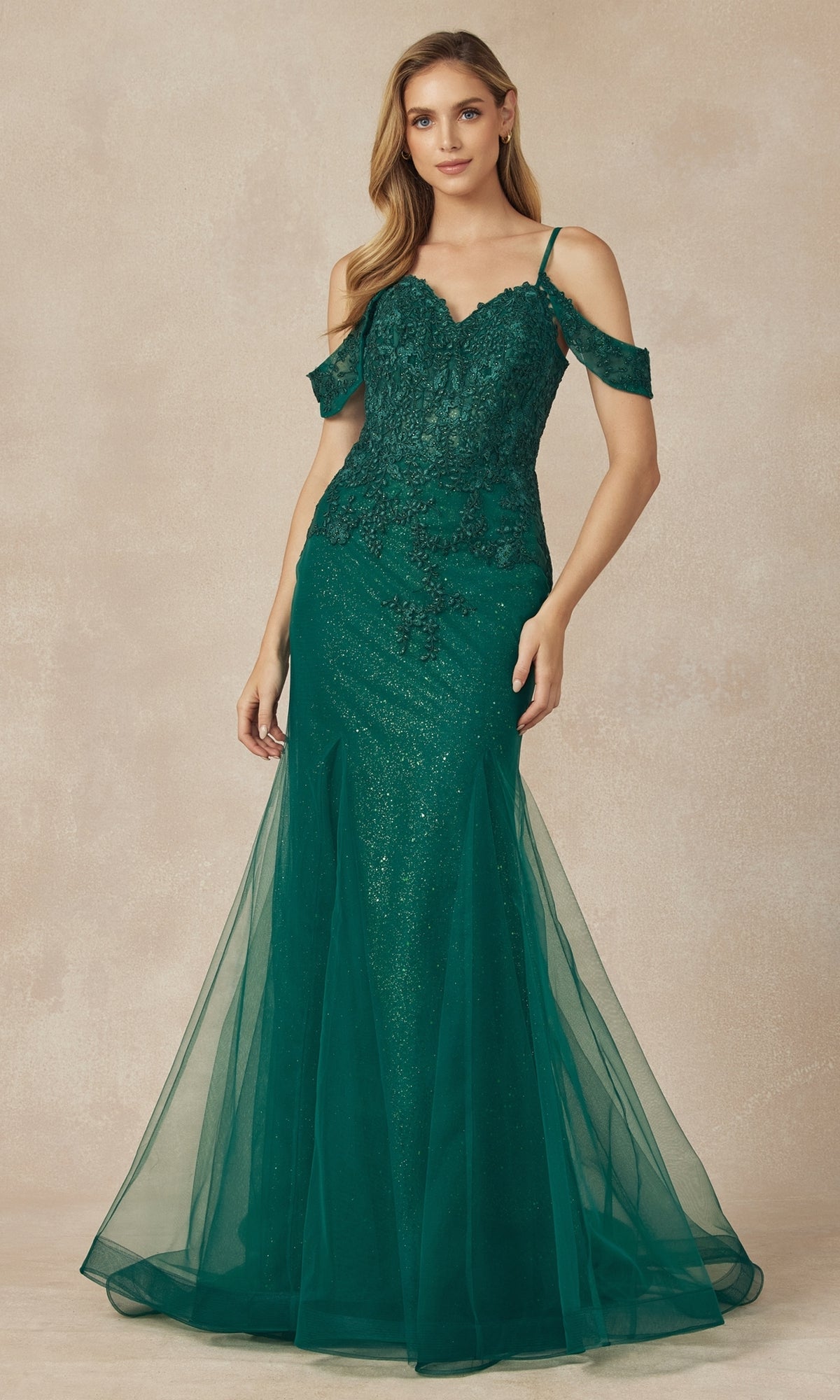 Emerald Green Juliet Long Formal Dress 281