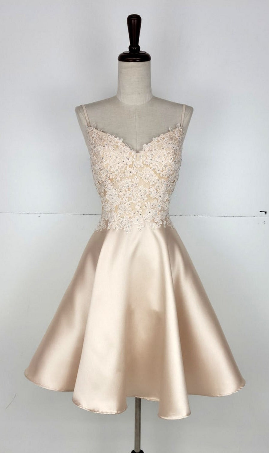 Champagne Gold Chicas Short Party Dress xr6008