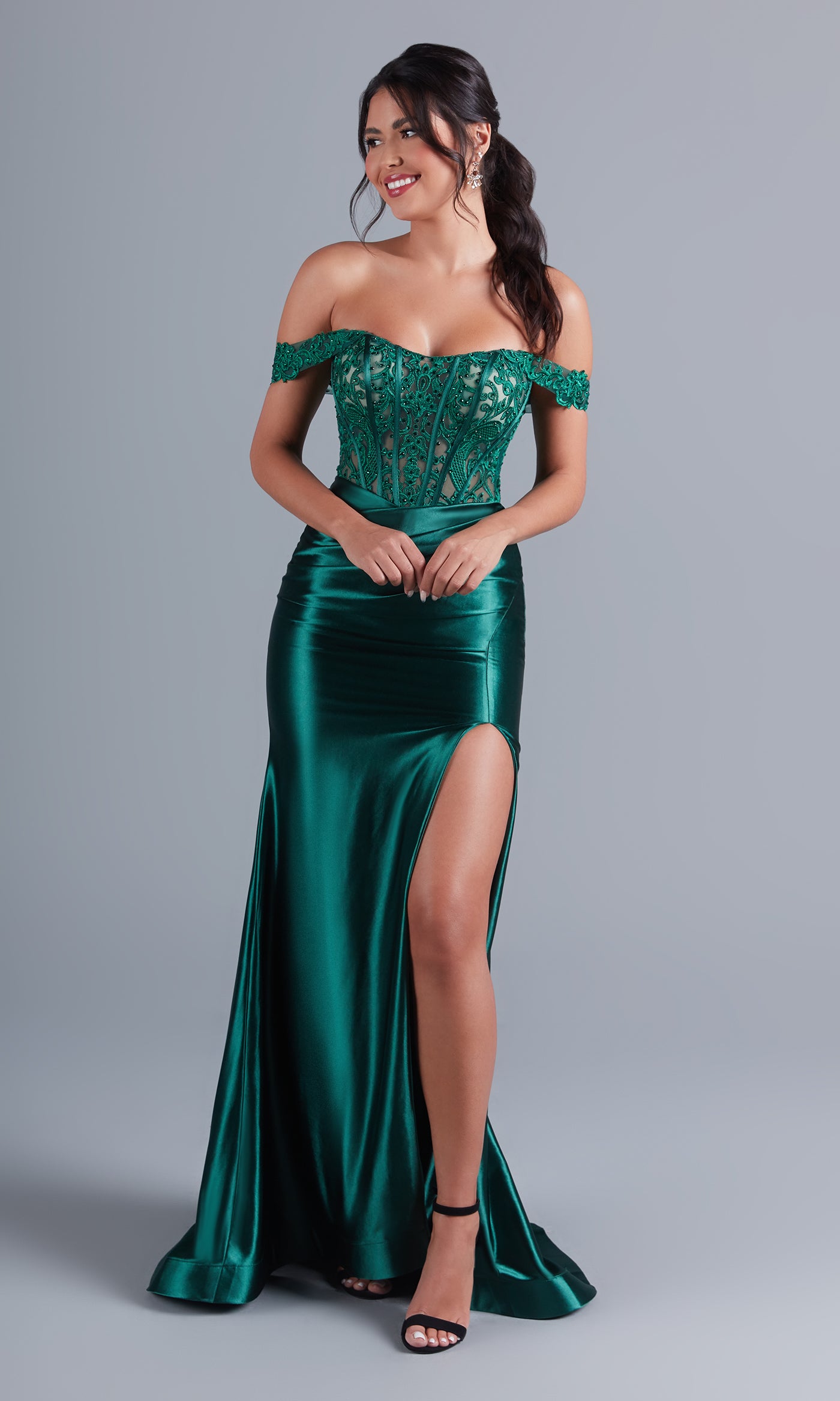 Emerald Green Off-Shoulder Long Prom Dress