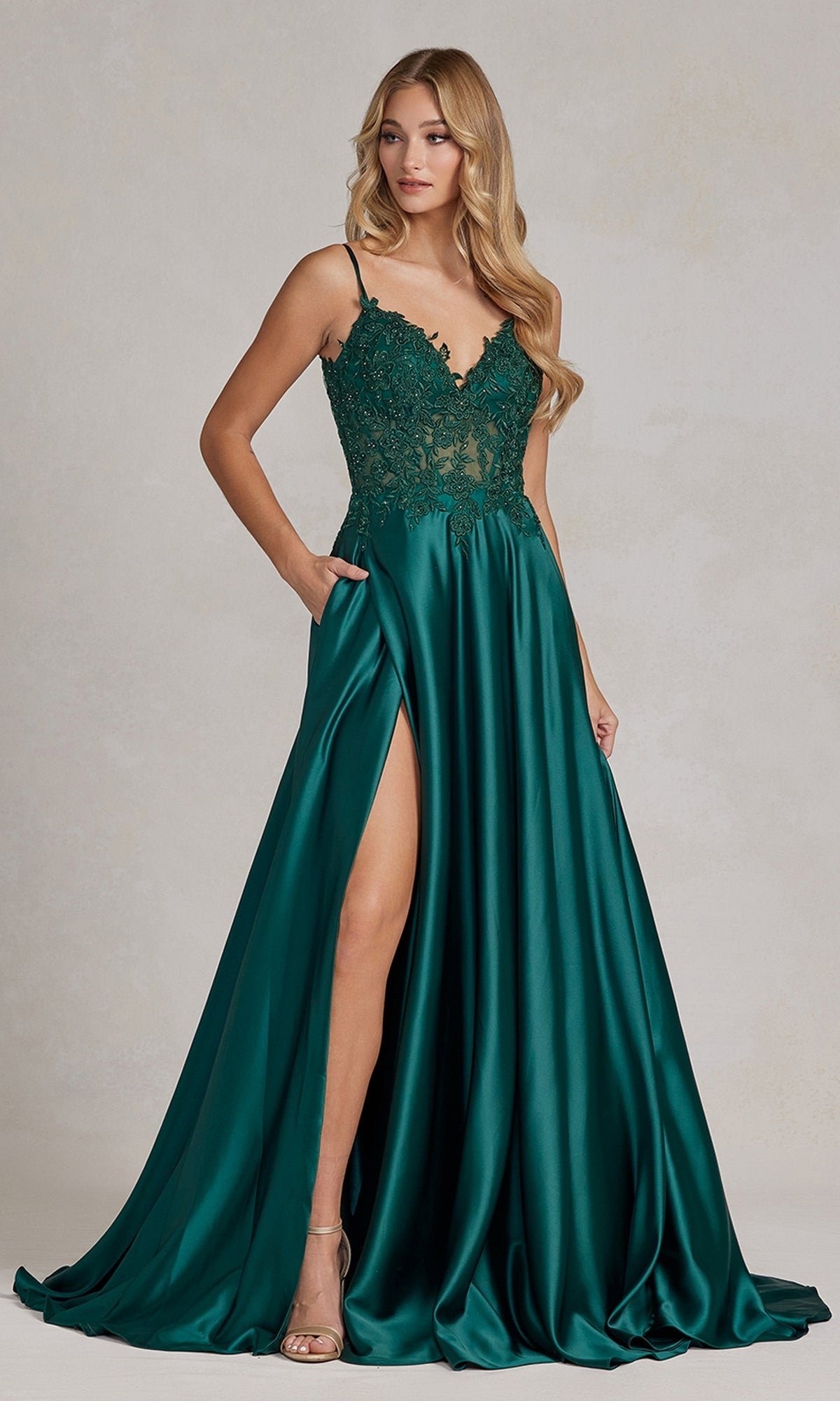 Emerald green a line best sale prom dress