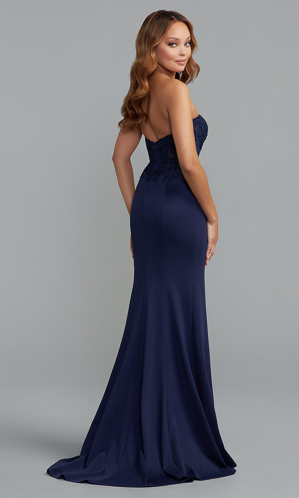 Formal Dress: 7093. Long, Strapless, Straight, Closed Back